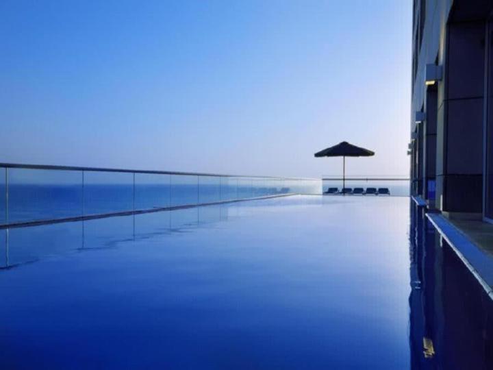 Amazing Suite On The Sea-סוויטה מדהימה על הים Бат-Ям Экстерьер фото